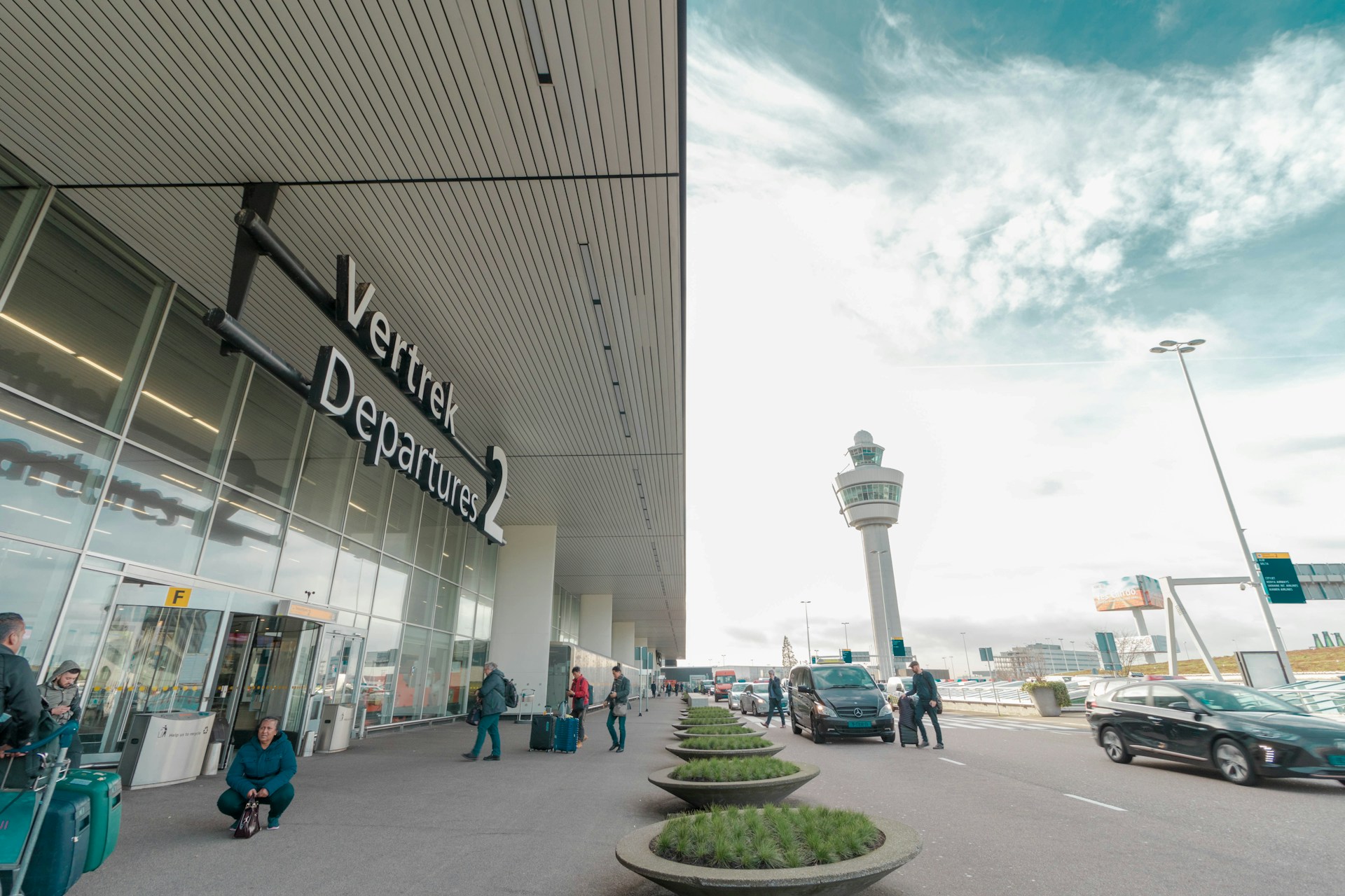 Wat is een intercontinentale vlucht en hoe lang van tevoren moet je op de luchthaven zijn?